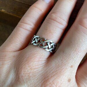 Silver Celtic Knot Ring size 4.5